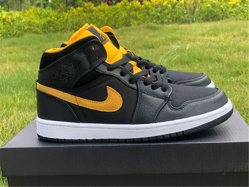 Air Jordan 1 MID Zhongbang_ black and yellow color_ number CI9352-001_ full code shipment 36--45-dc84e7fc